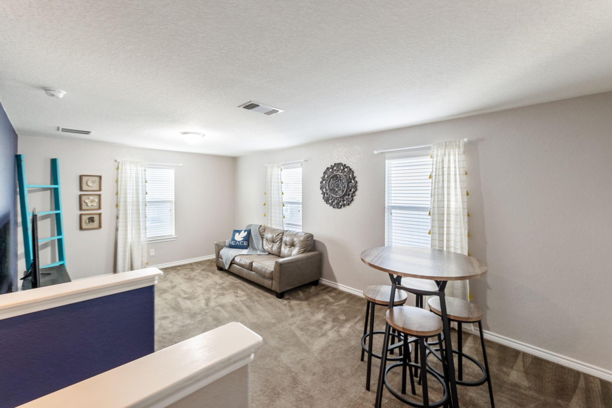 2069 Brandywine DR