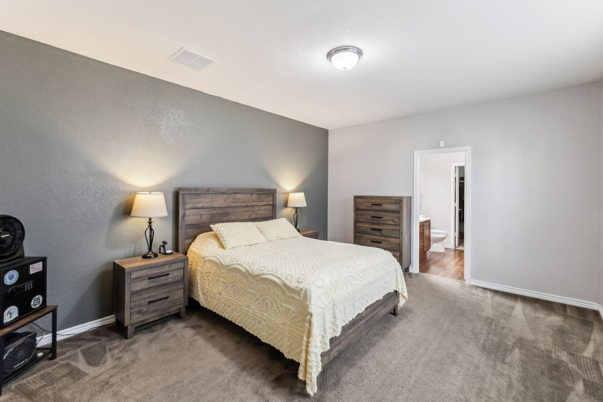 2069 Brandywine DR