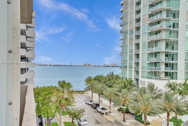 505 NE 30th St # 402