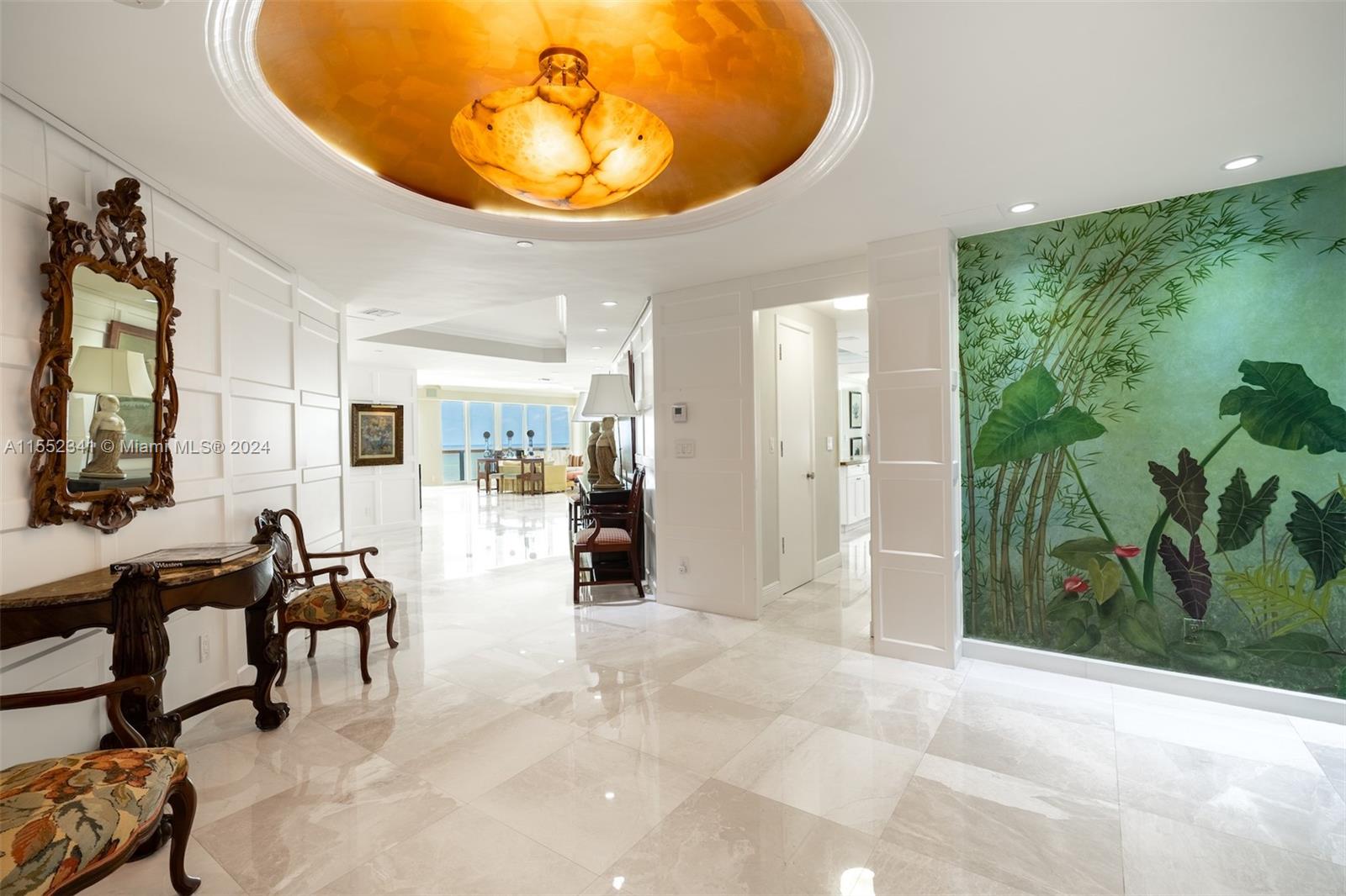 9999 Collins Ave # 19D