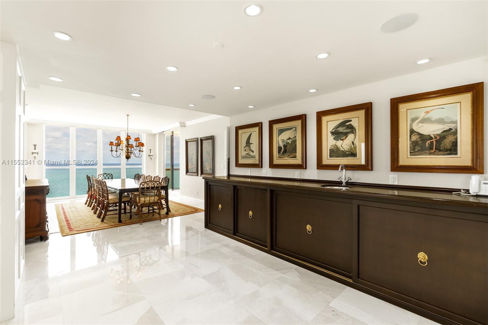 9999 Collins Ave # 19D