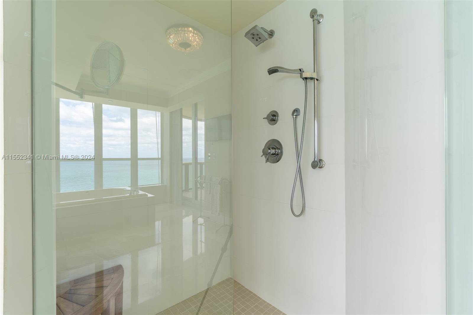 9999 Collins Ave # 19D