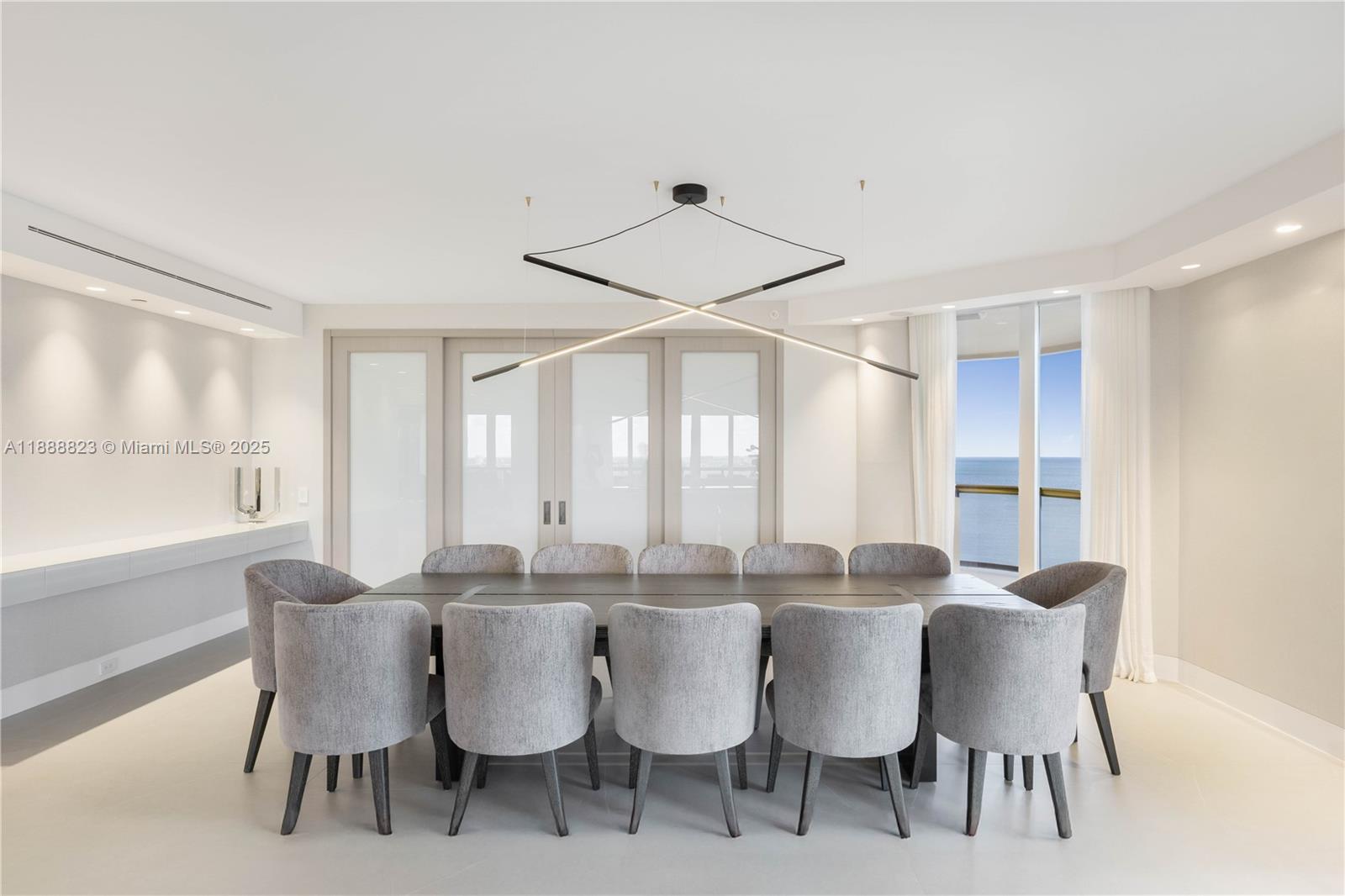 9999 Collins Ave # 19K