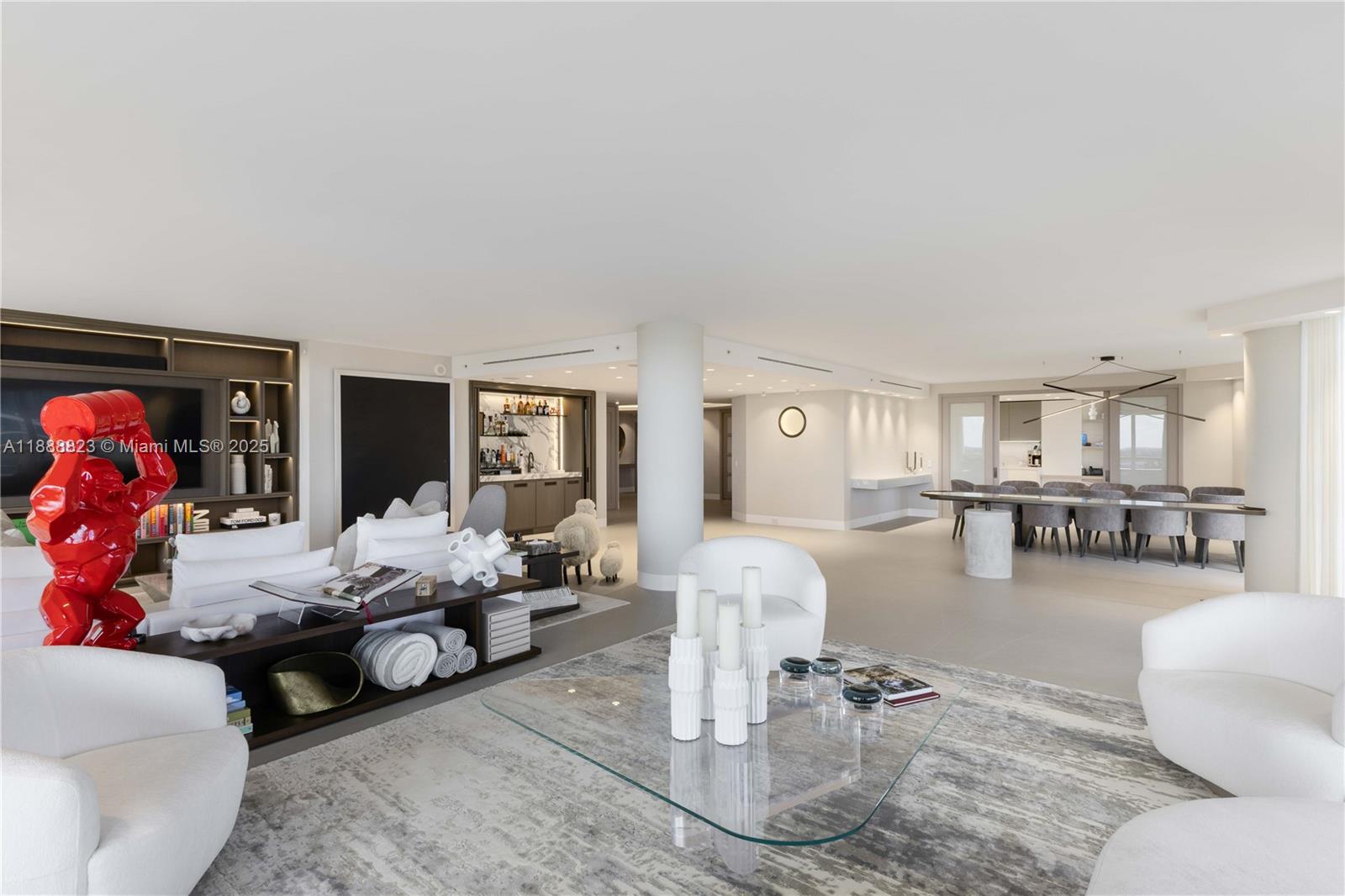 9999 Collins Ave # 19K