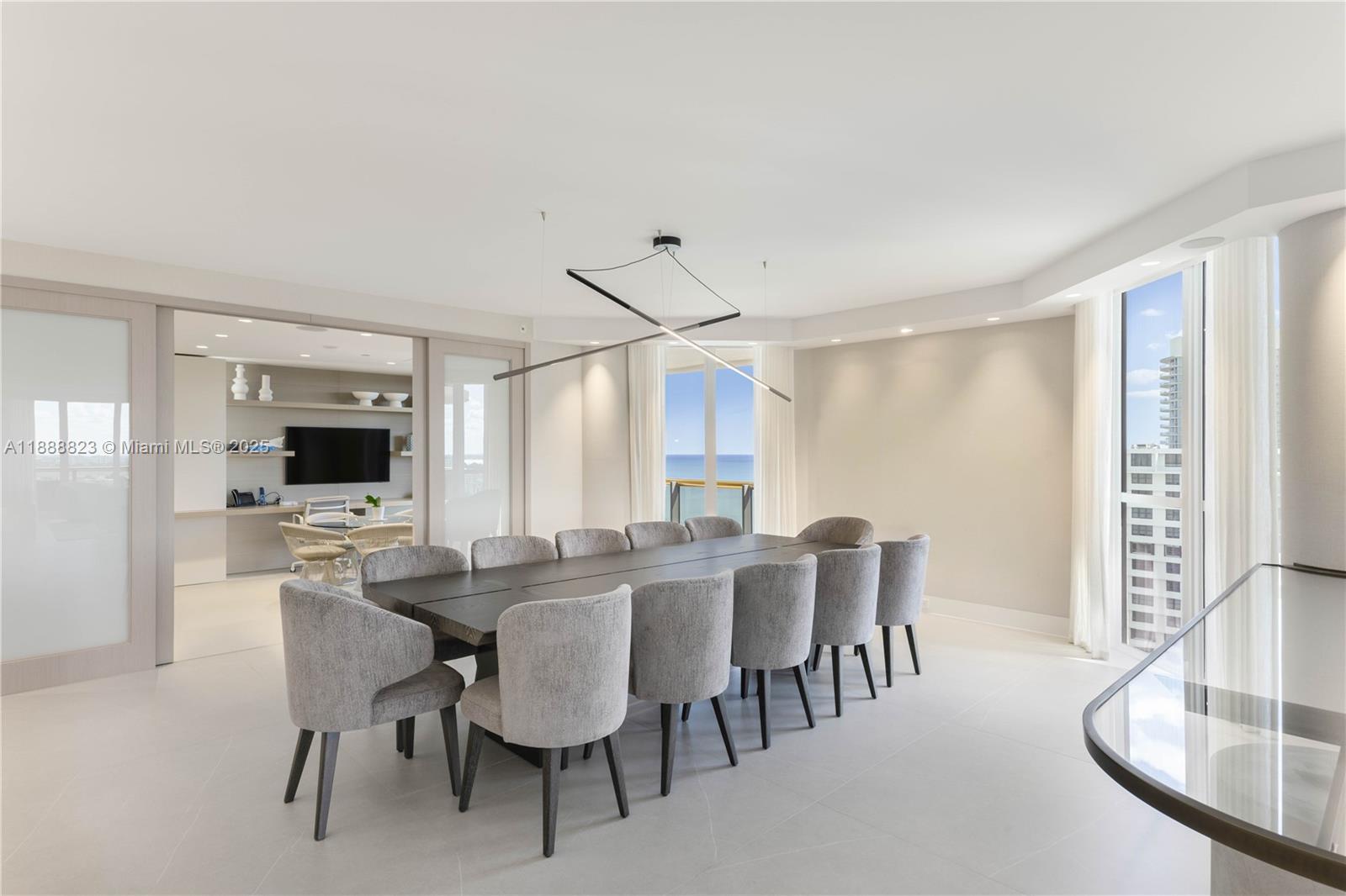 9999 Collins Ave # 19K