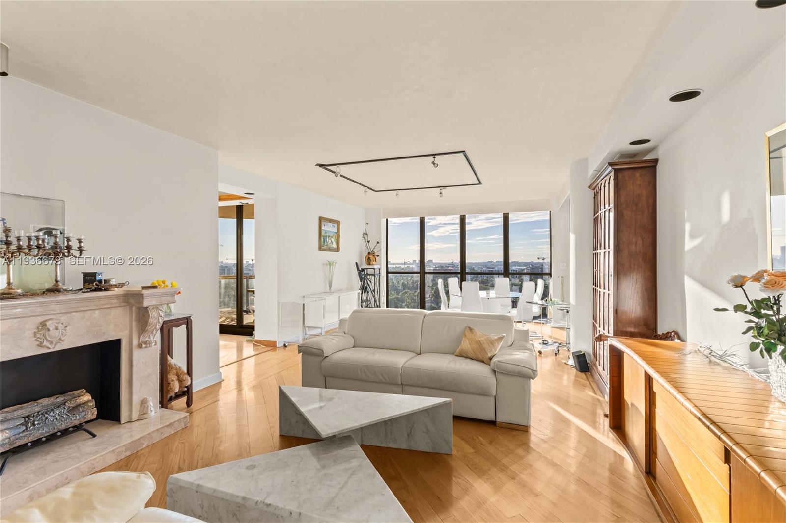 9999 Collins Ave # 12A