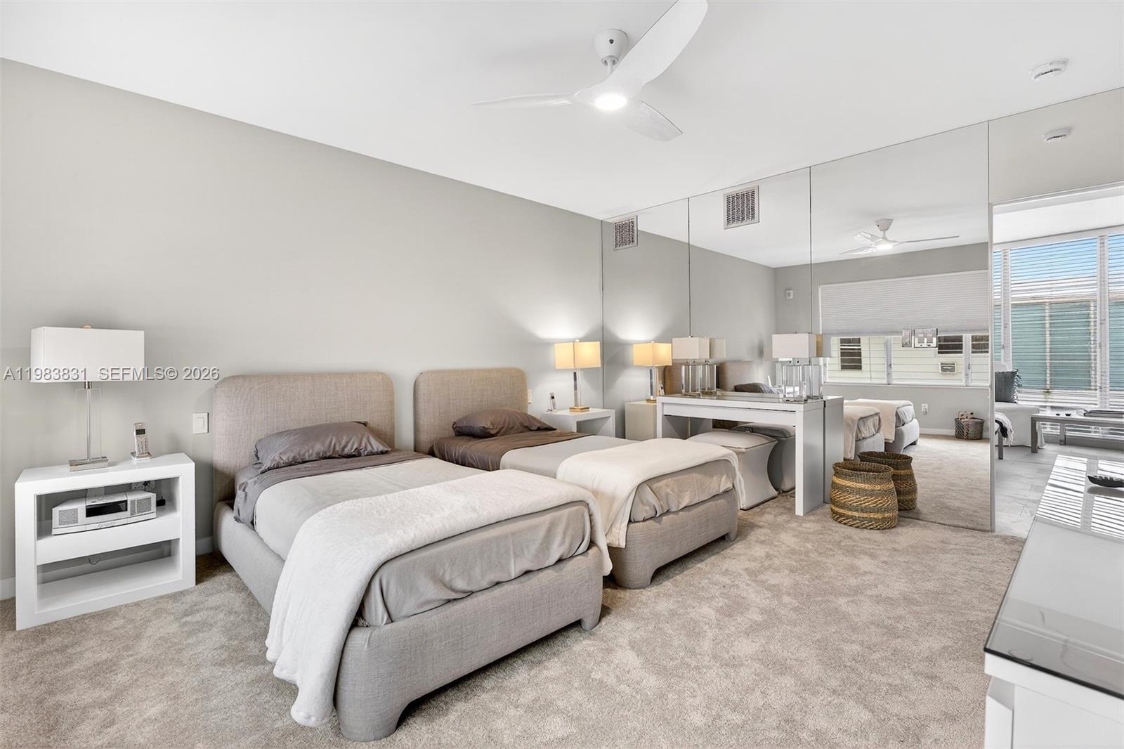 10178 Collins Ave # 208