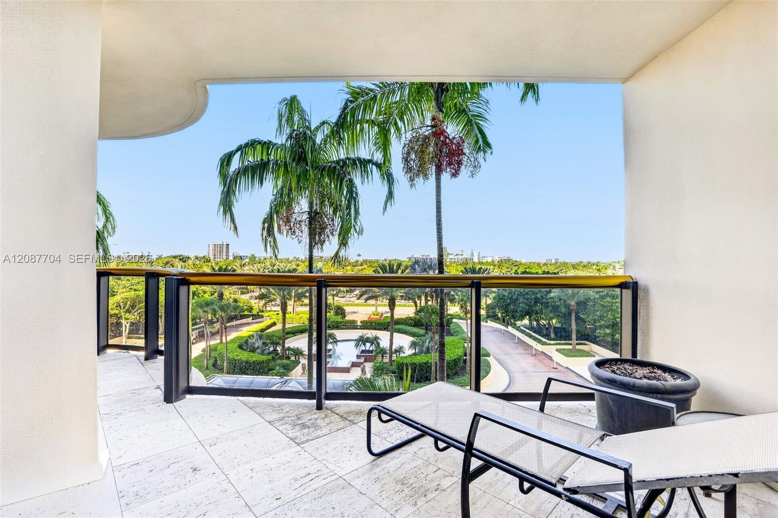 9999 Collins Ave # 5E