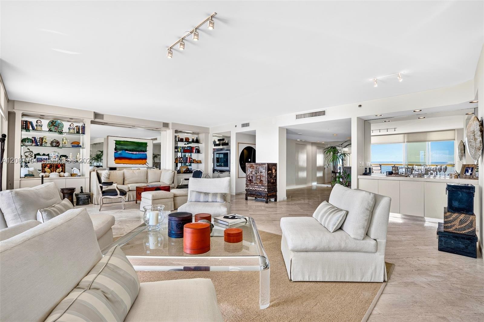 9999 Collins Ave # 5E