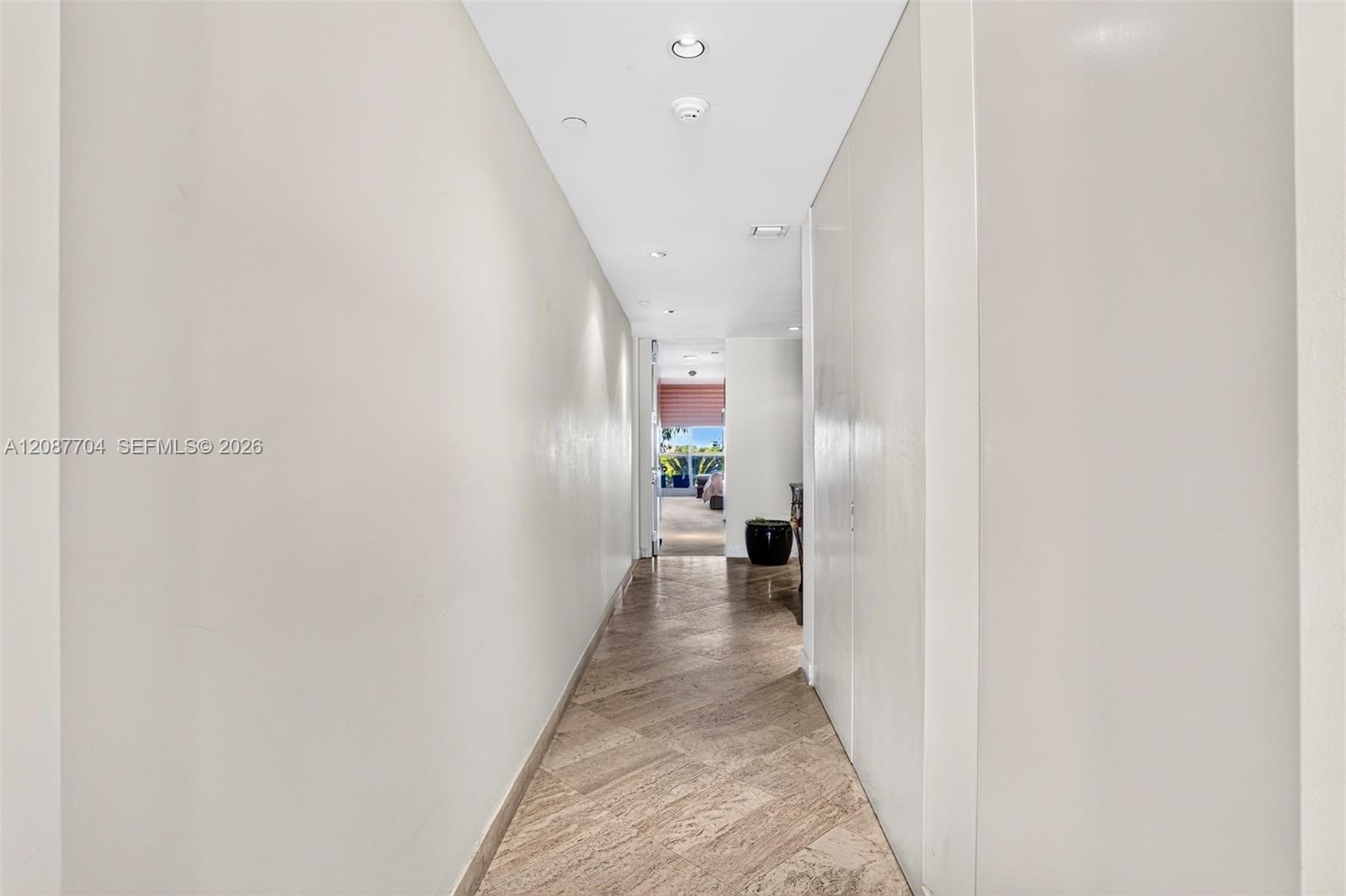 9999 Collins Ave # 5E
