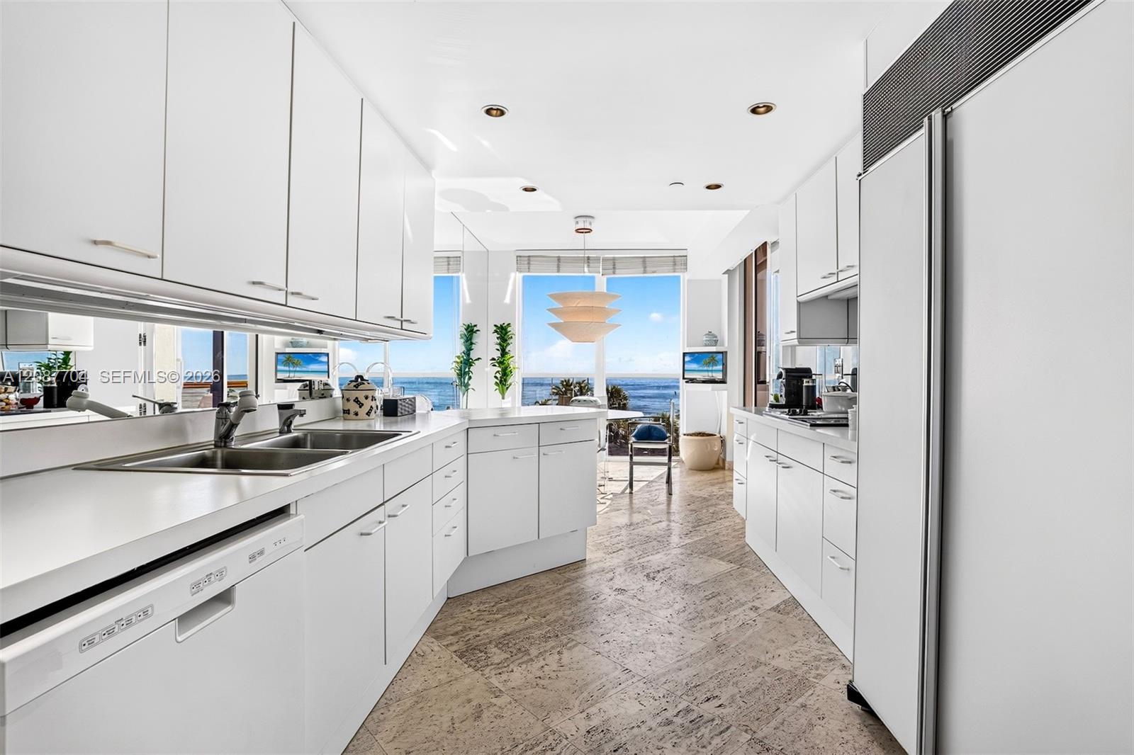 9999 Collins Ave # 5E