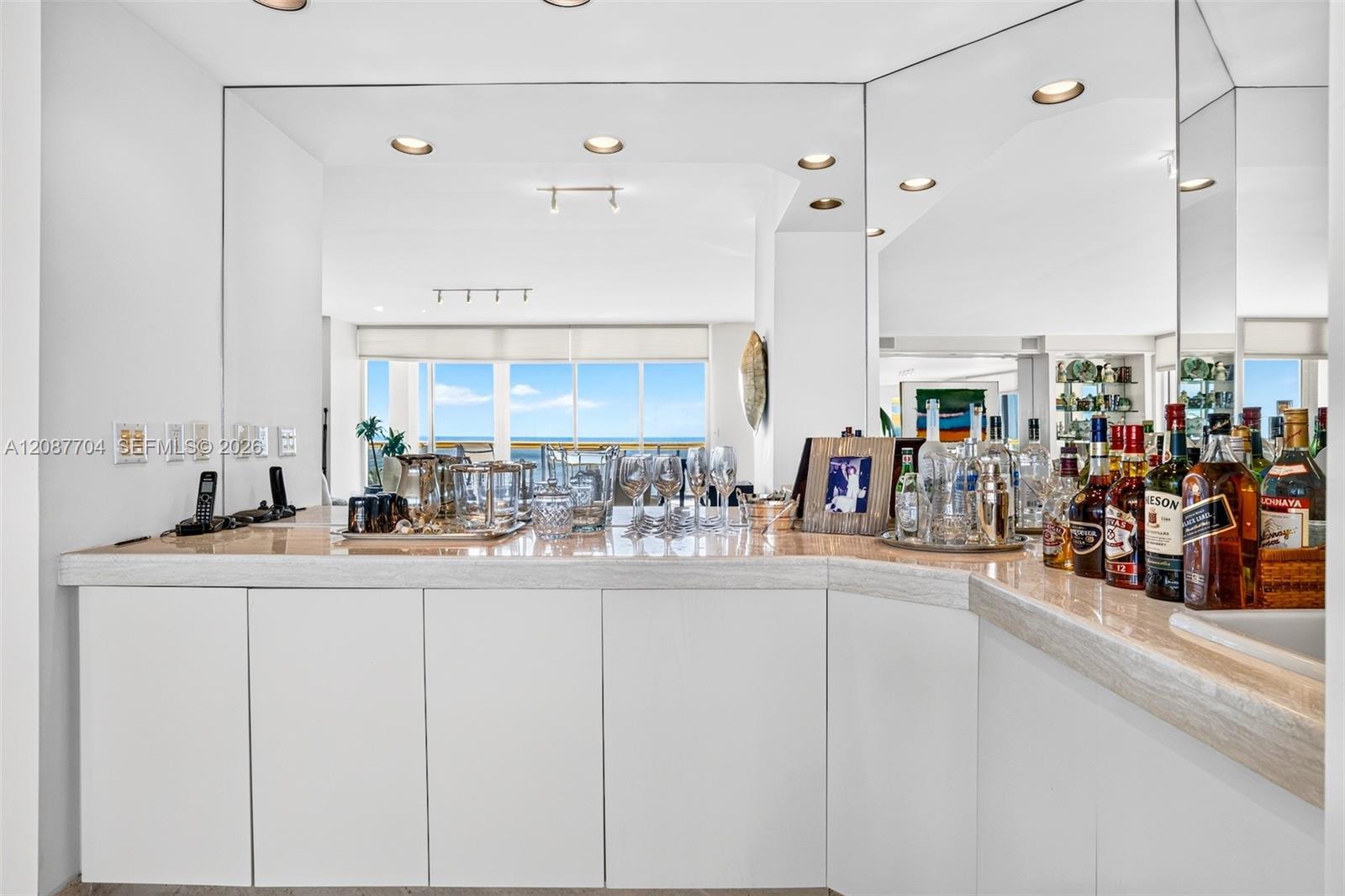 9999 Collins Ave # 5E