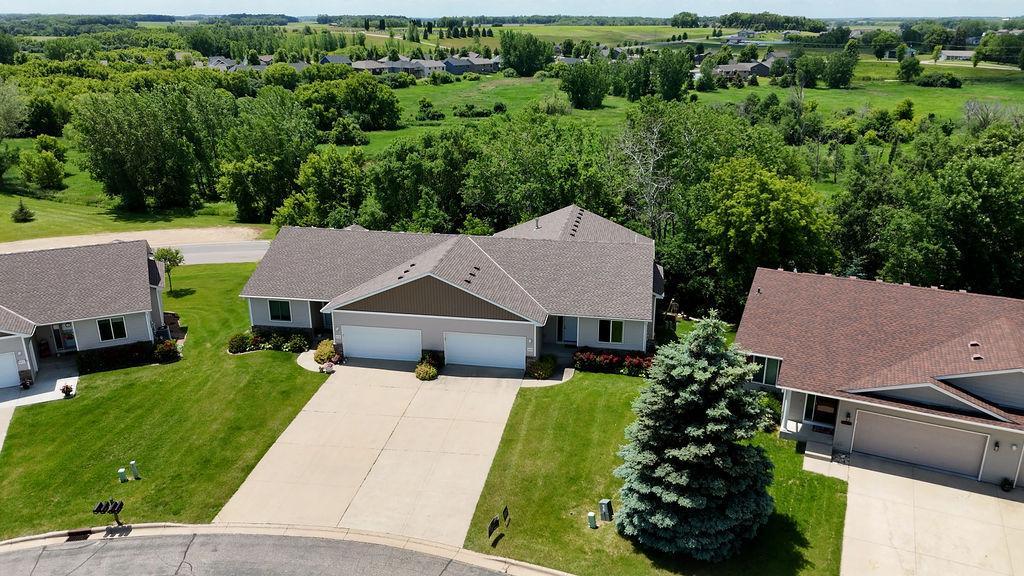 609 4th Circle Drive SE