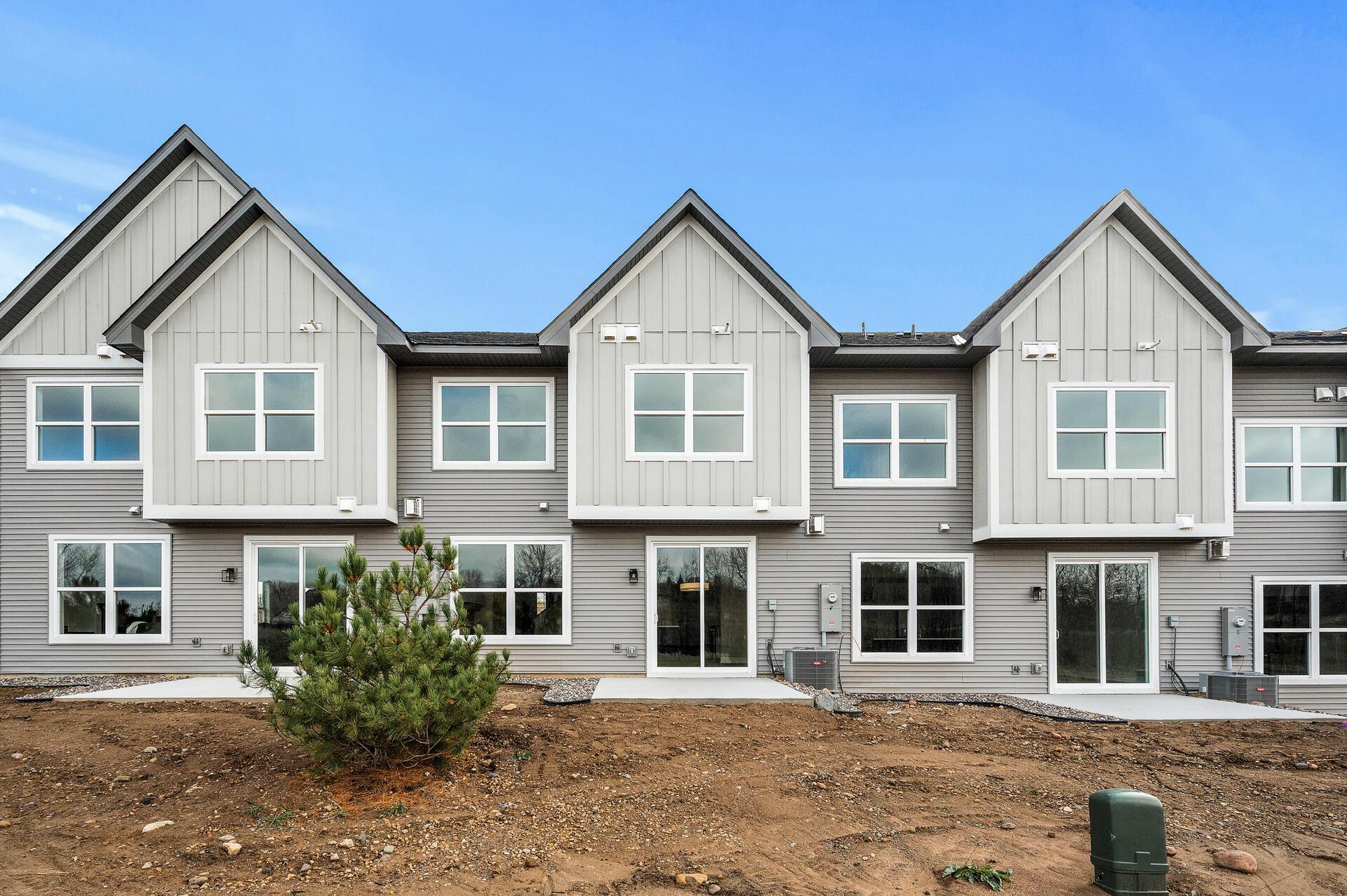 9685 Cedarwood Court