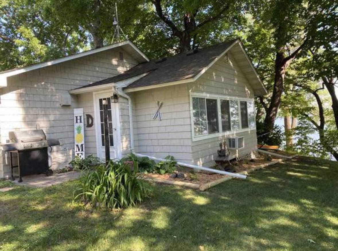 6321 French Lake Trail