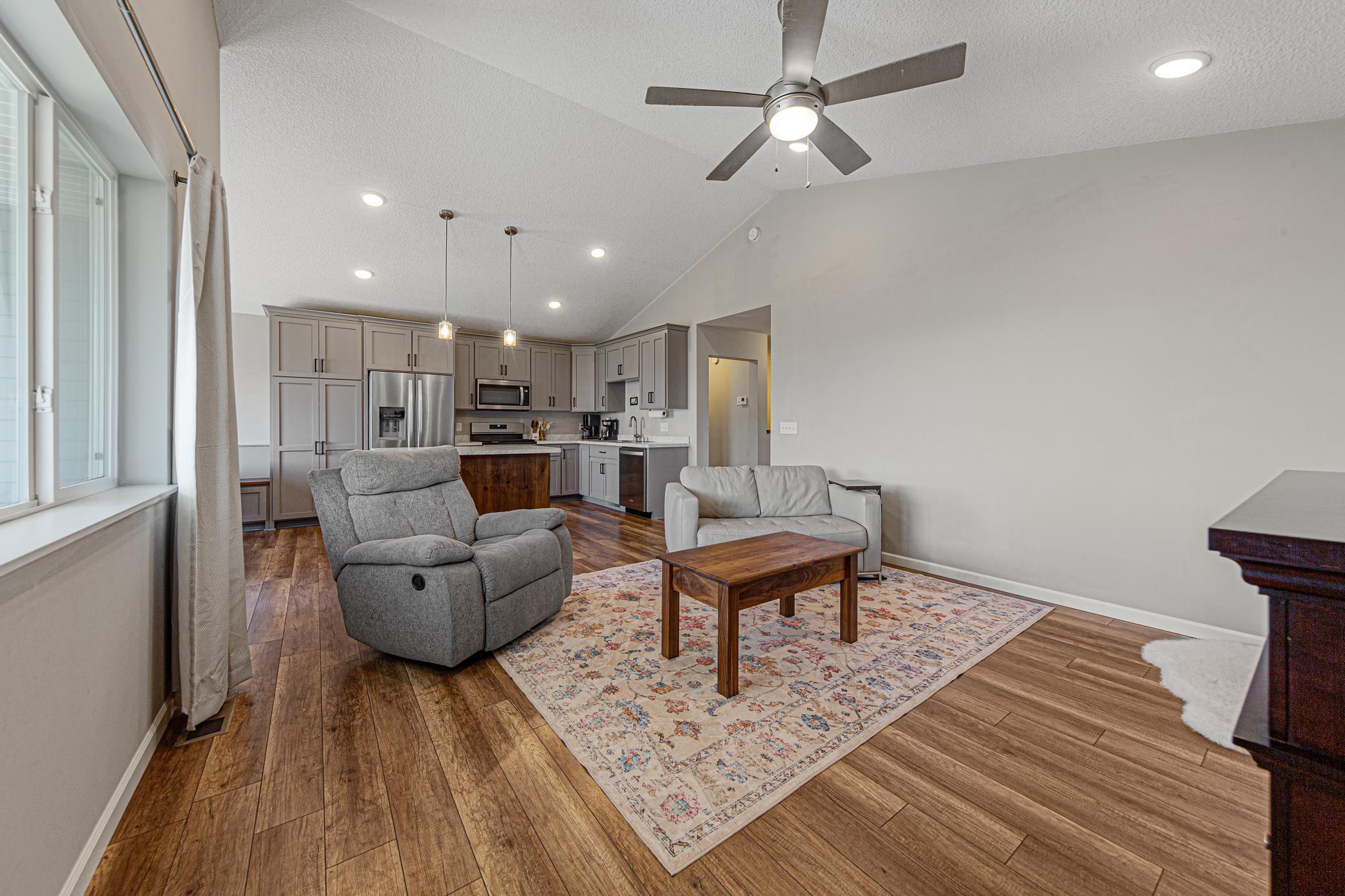 421 Pond View Drive SE