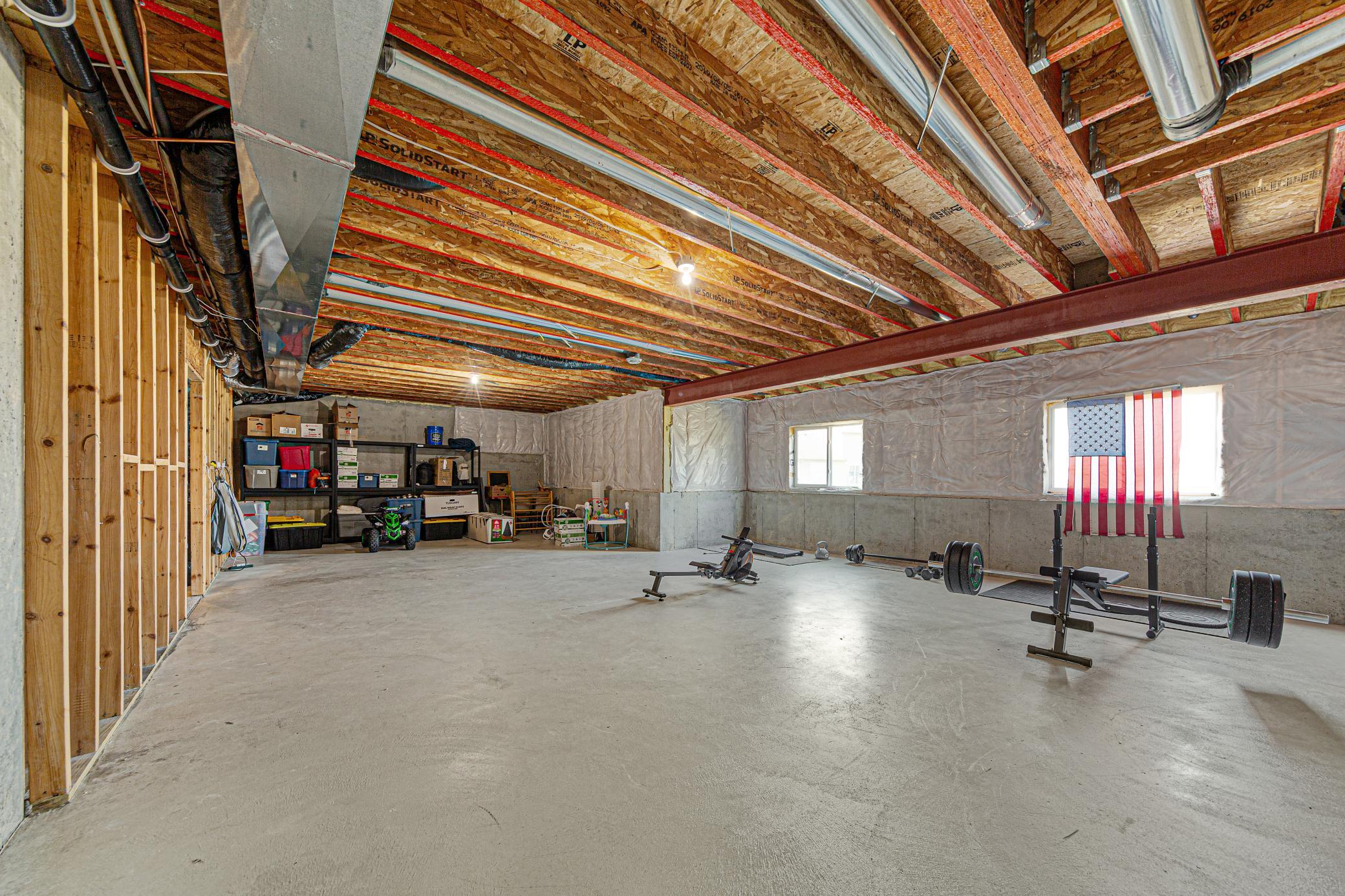 421 Pond View Drive SE