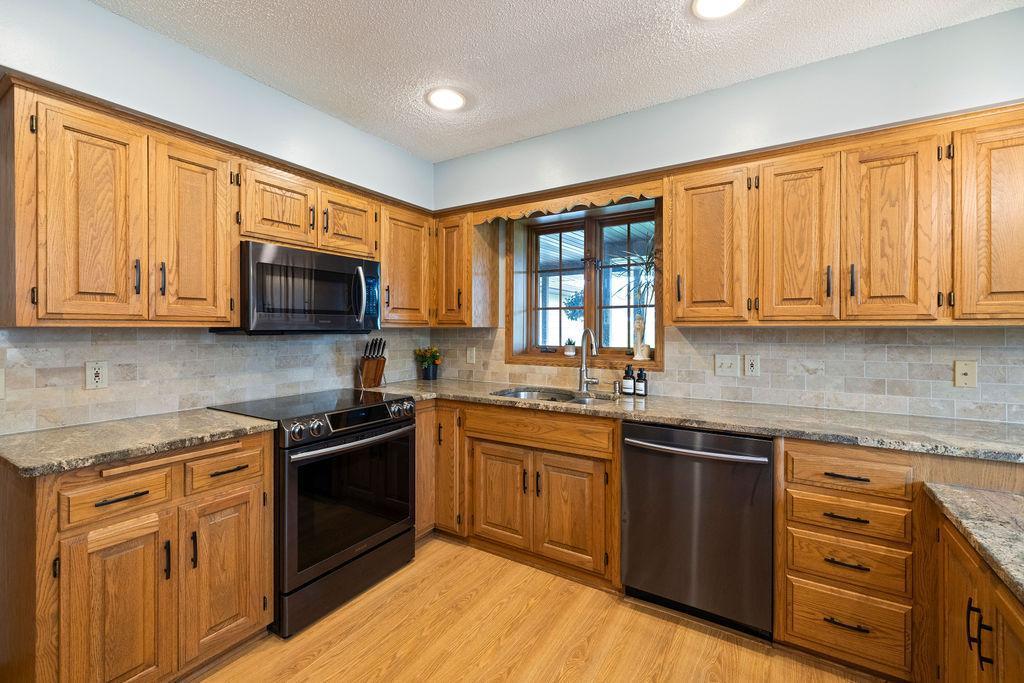 1008 3rd Street NE