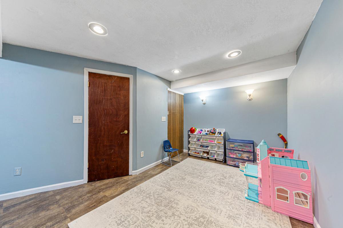 3811 7th Street NW