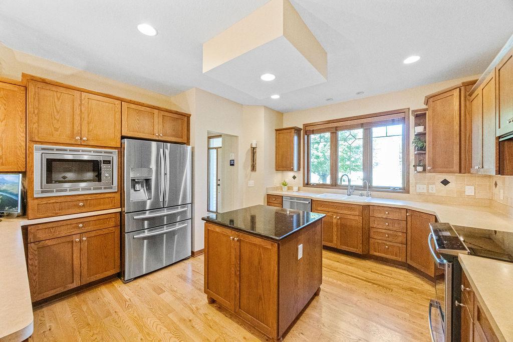 19604 Cambridge Court