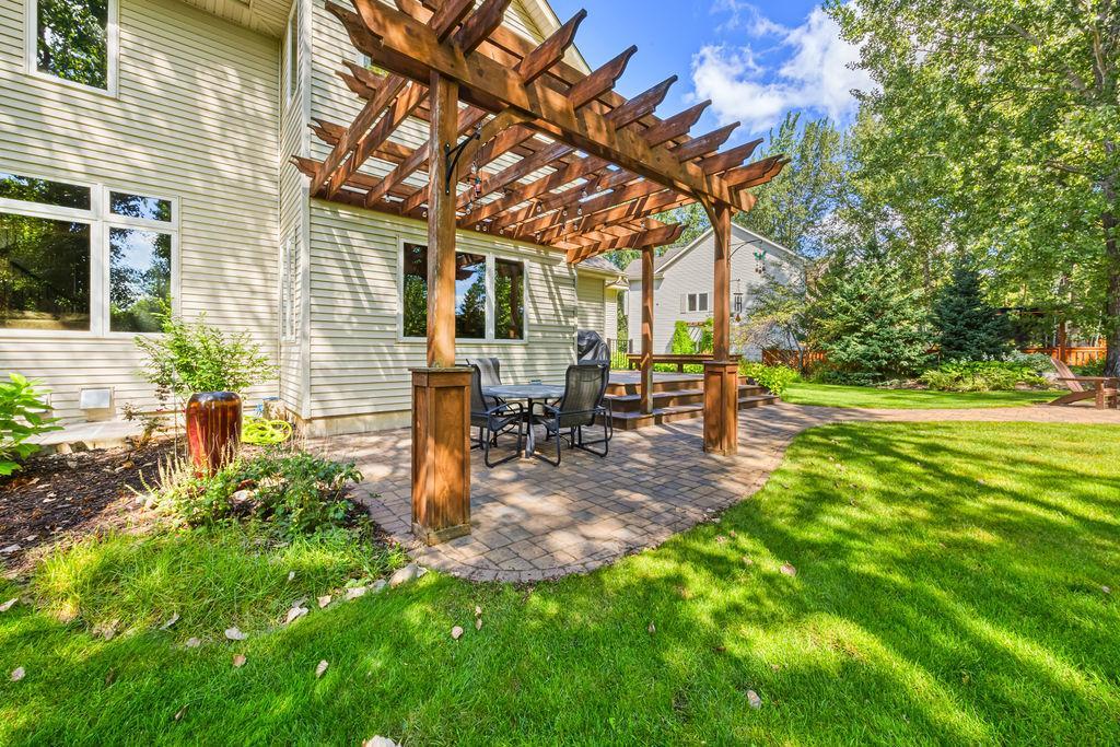 19604 Cambridge Court