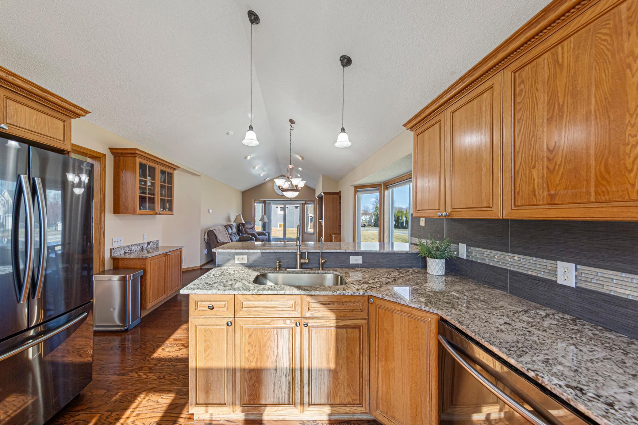 16450 Griffon Lane