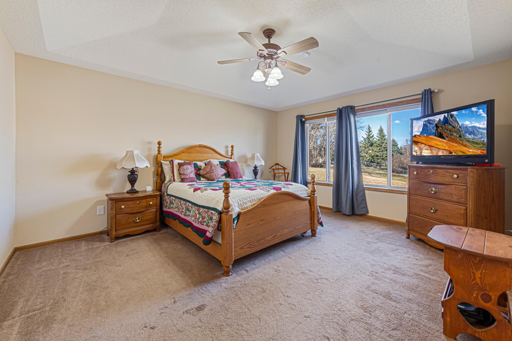 16450 Griffon Lane