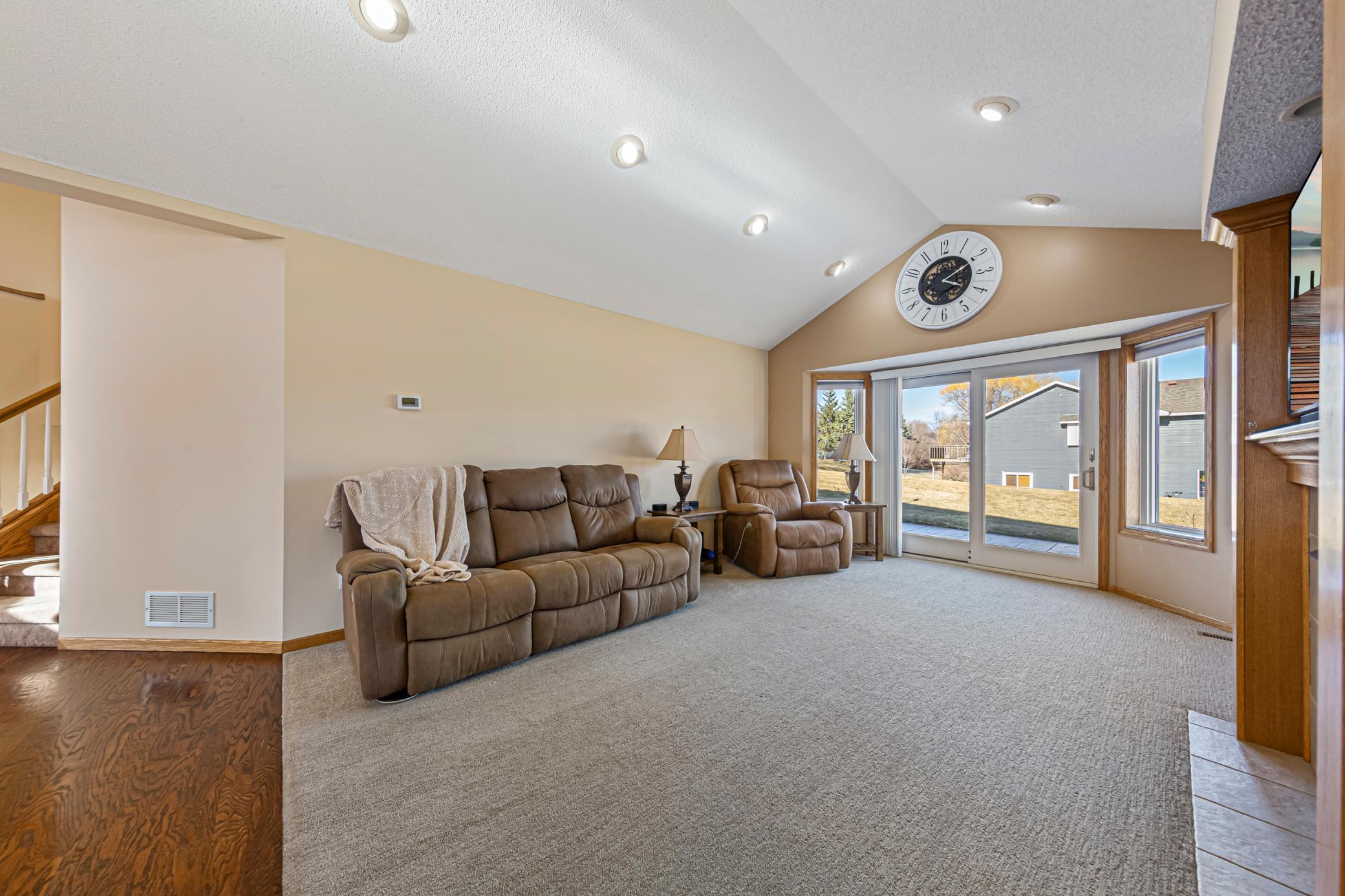 16450 Griffon Lane