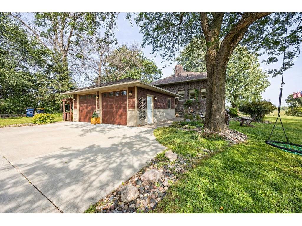 9726 E 280th Street
