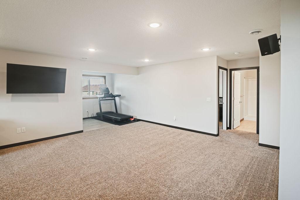 2120 Violet Lane
