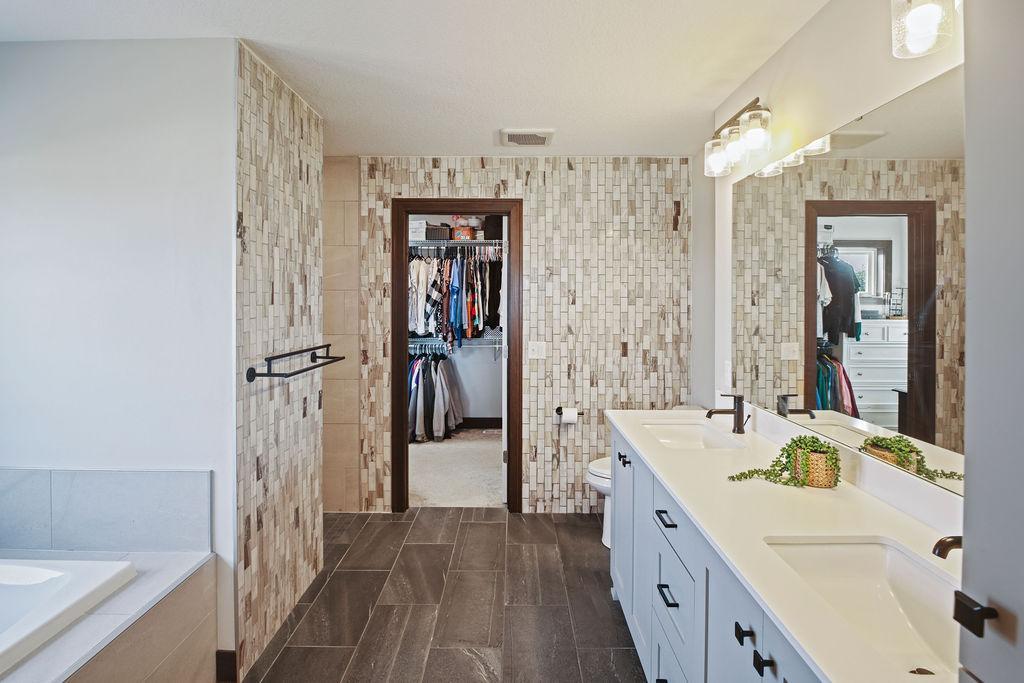 2120 Violet Lane