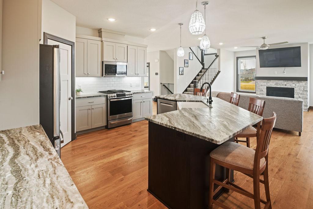 2120 Violet Lane