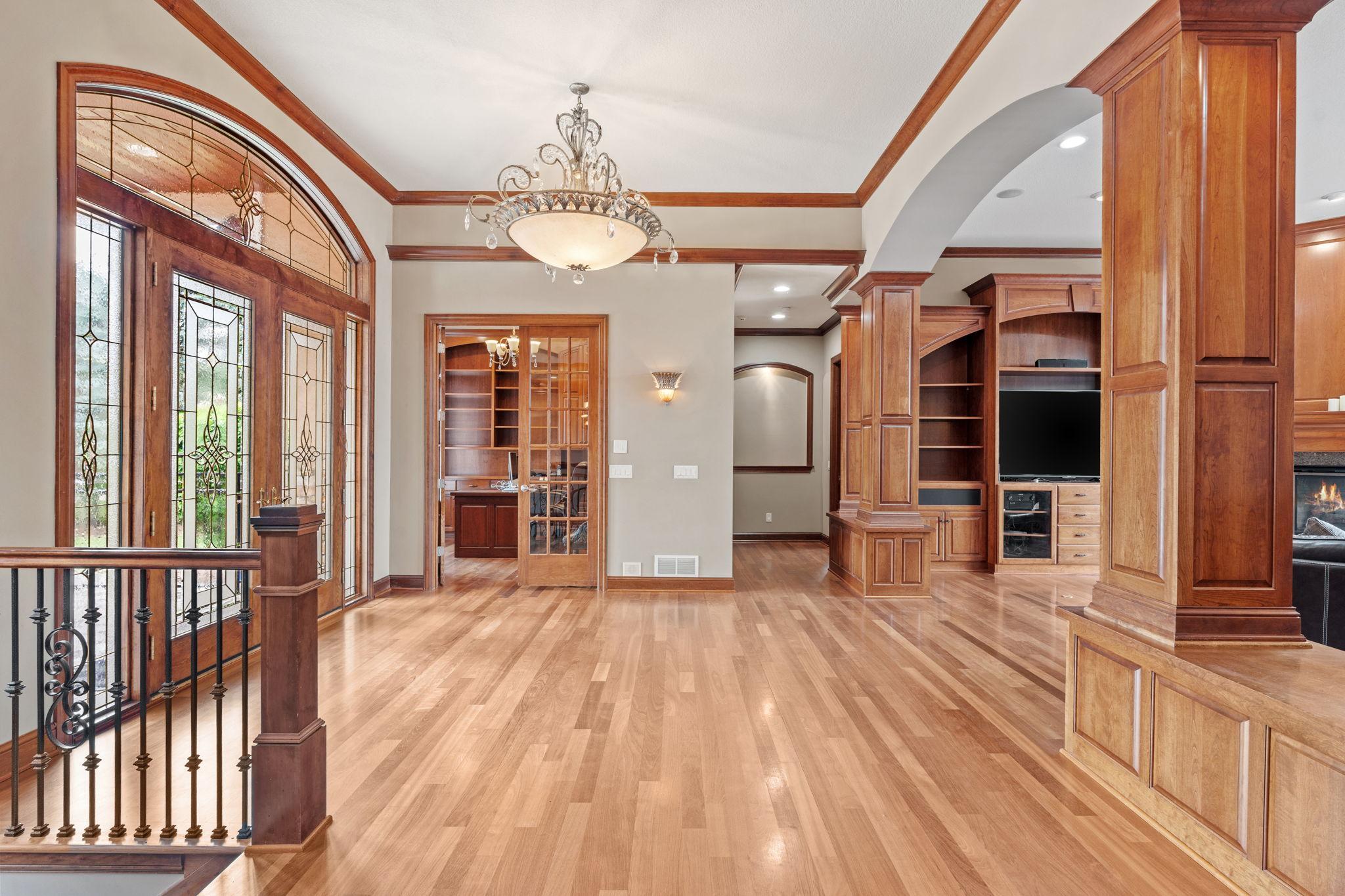 5785 232nd Street W