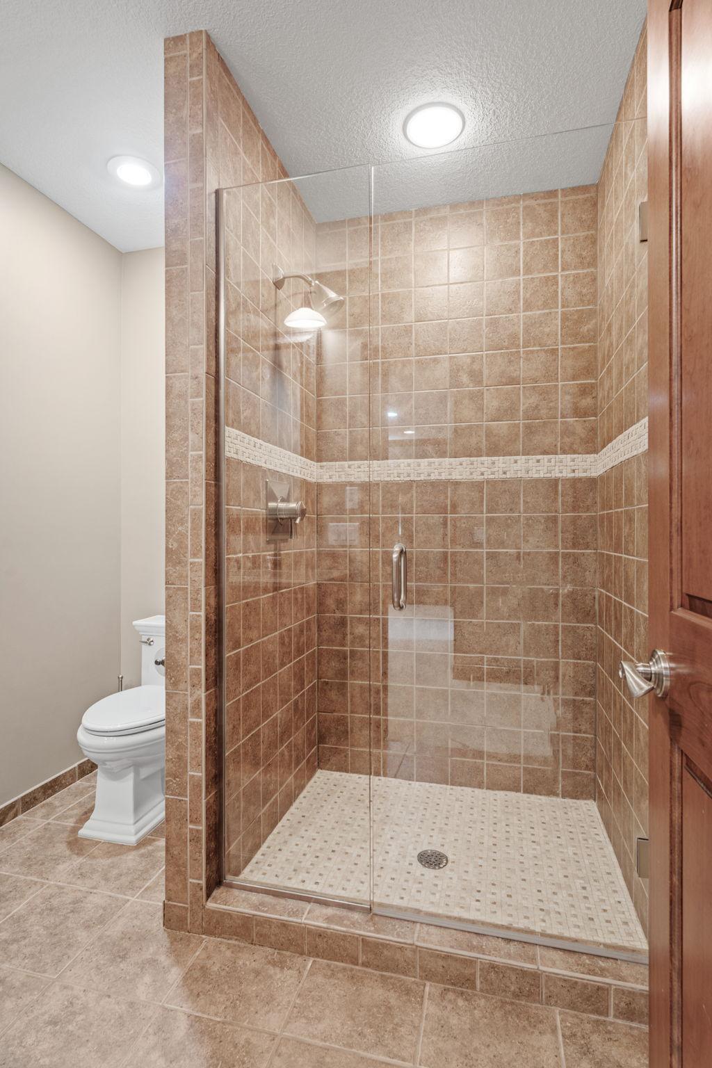5785 232nd Street W