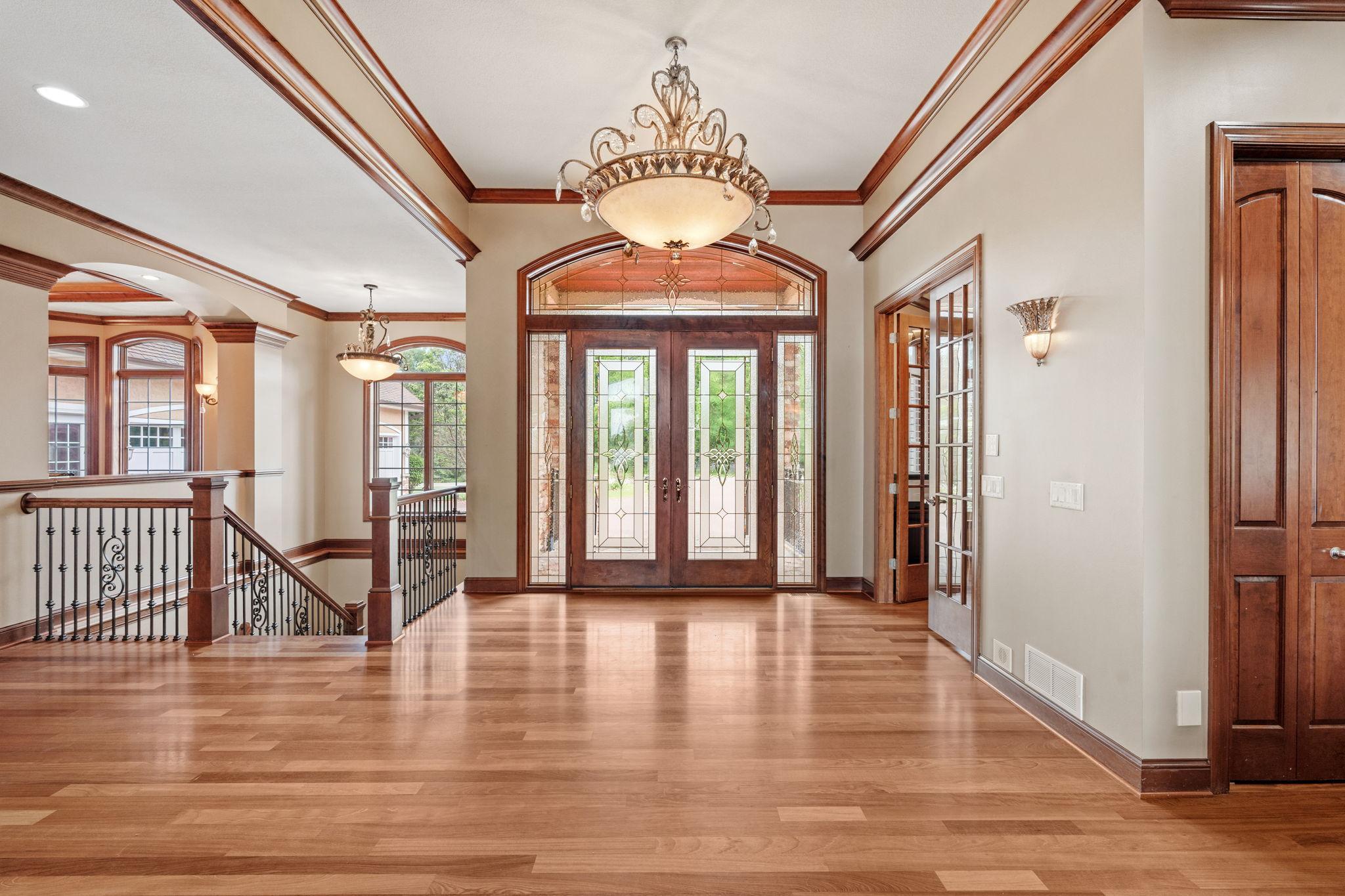 5785 232nd Street W