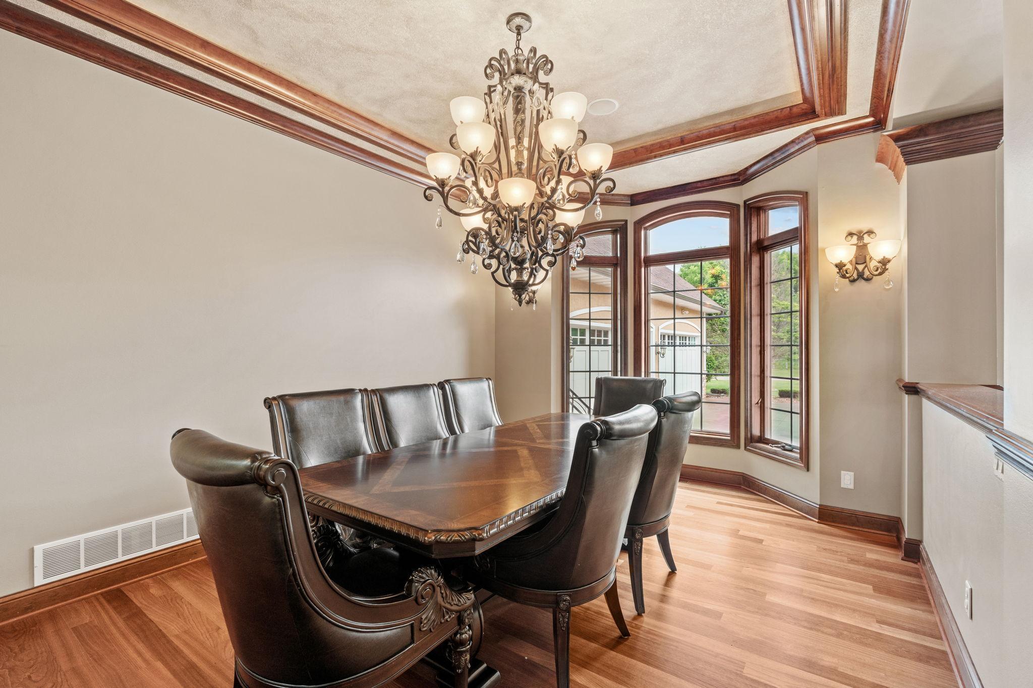 5785 232nd Street W