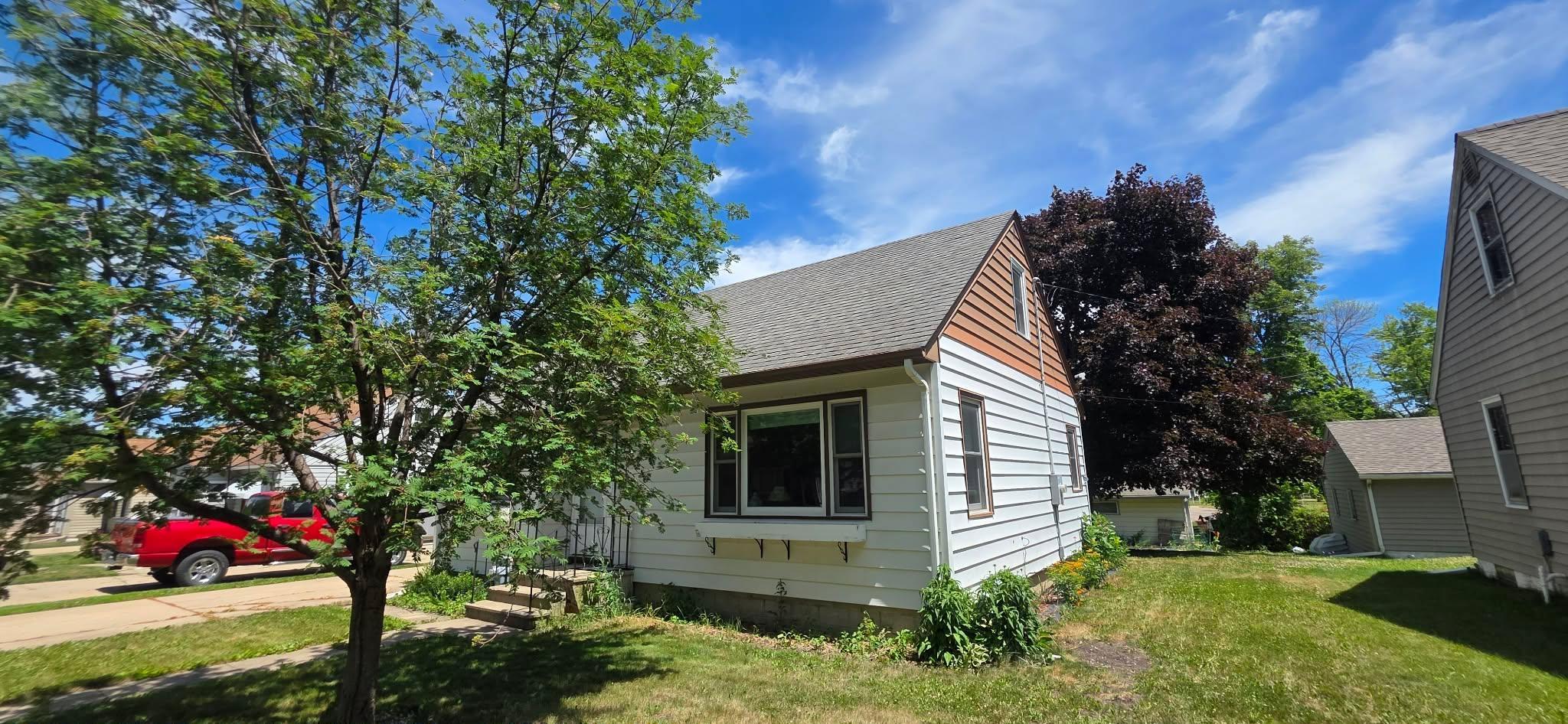 121 Mcarthur Drive
