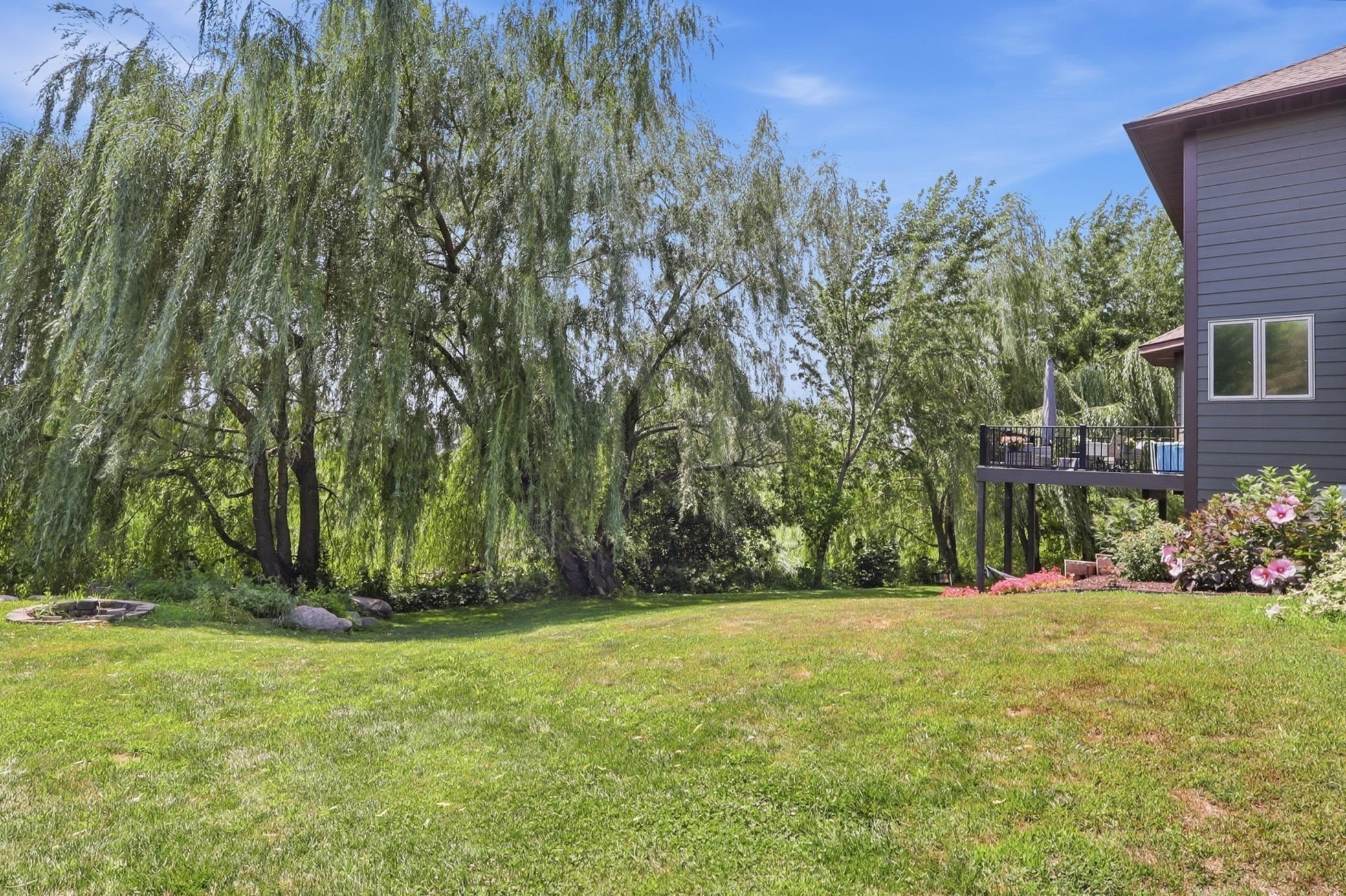1309 Deerview Court SE