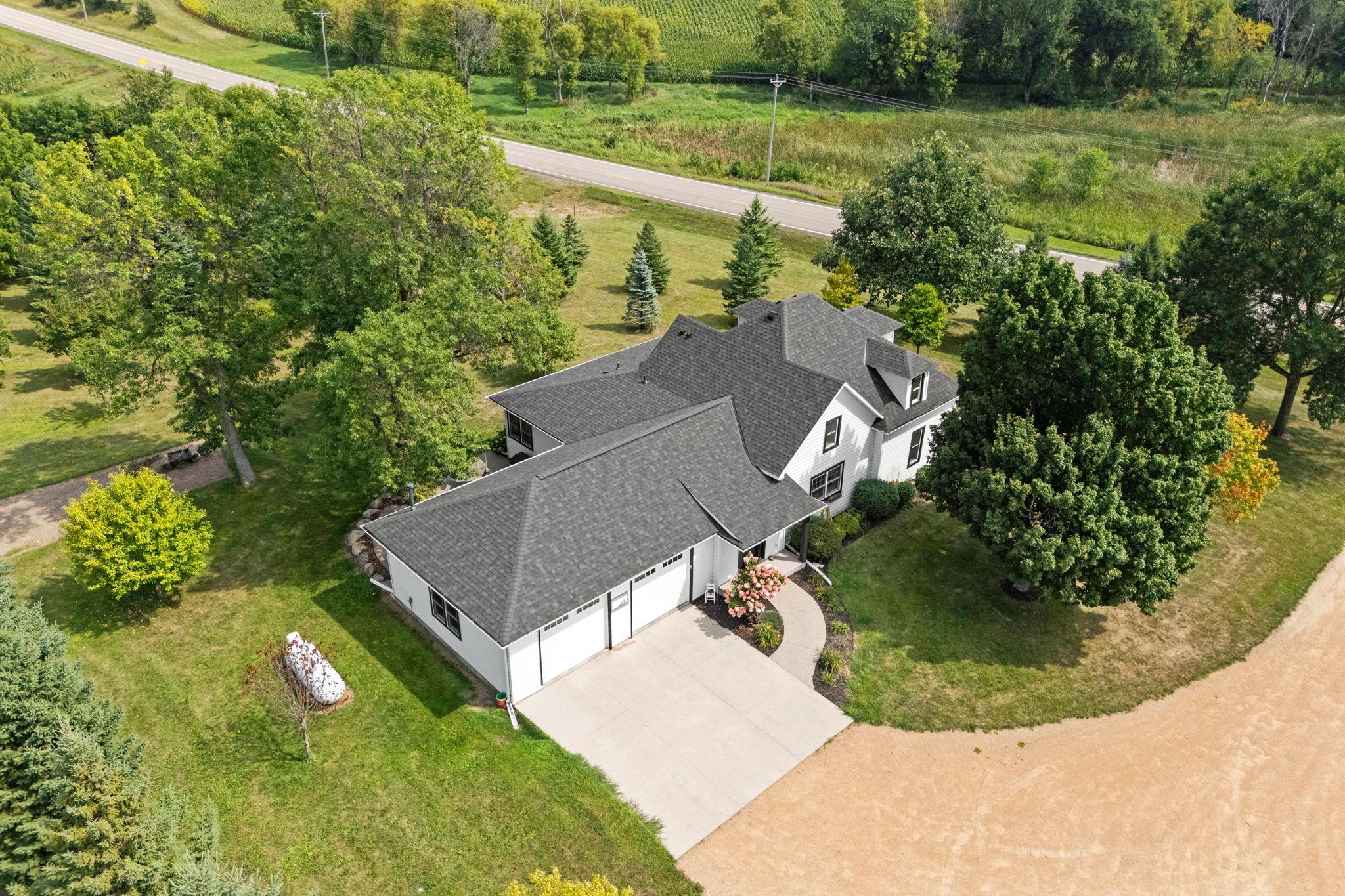 9431 County Road 13 SE
