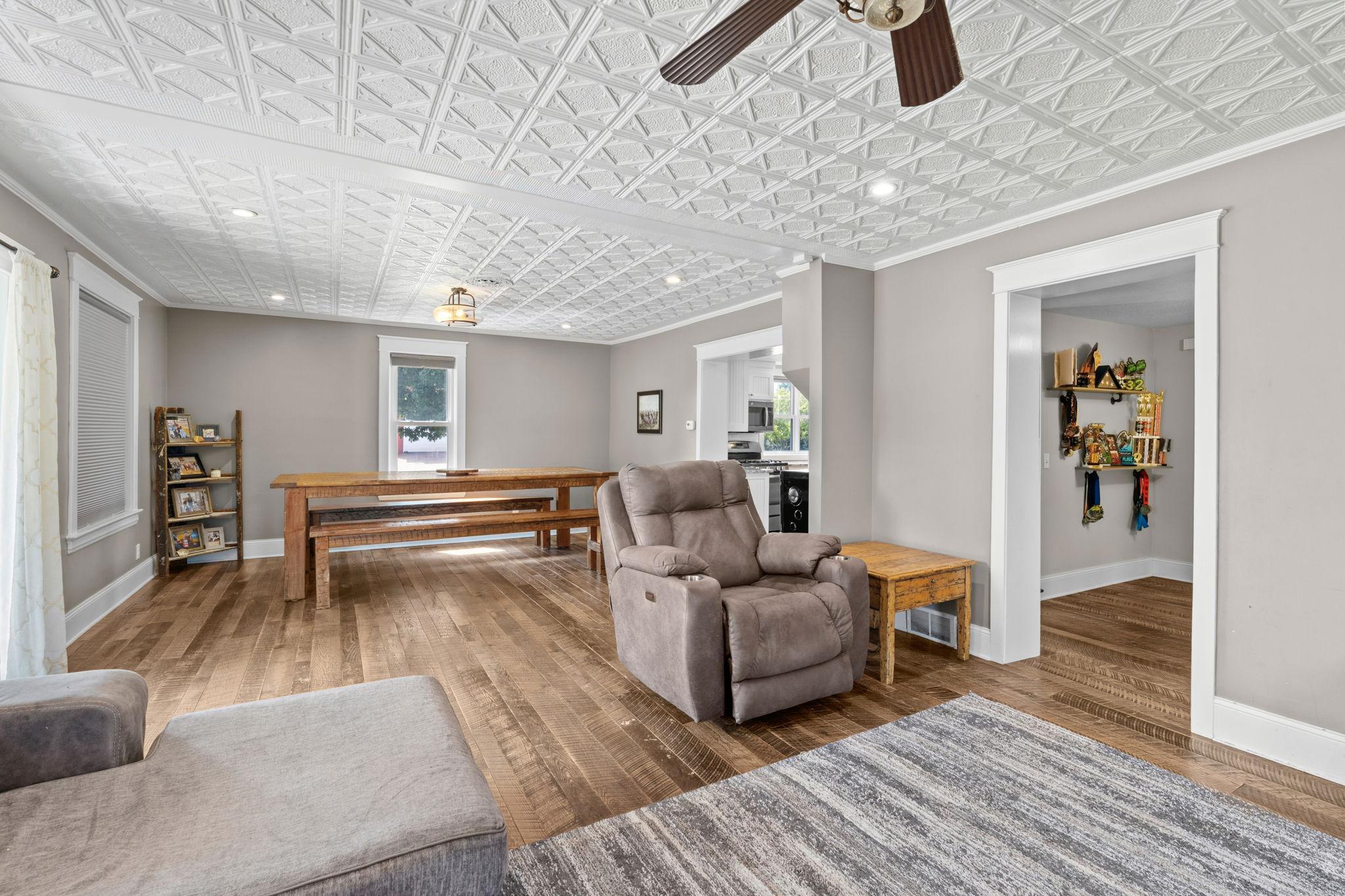 9431 County Road 13 SE