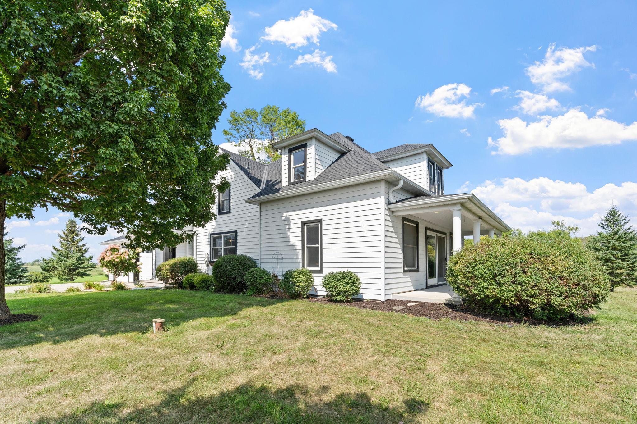 9431 County Road 13 SE