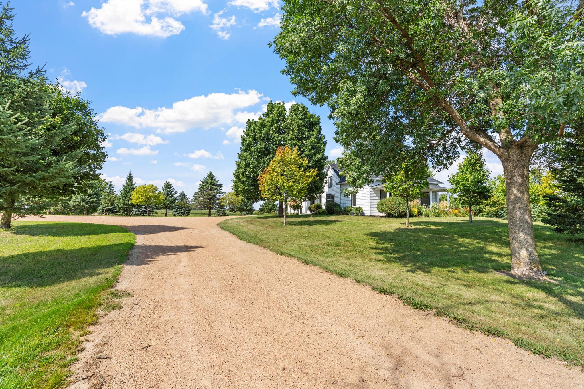 9431 County Road 13 SE