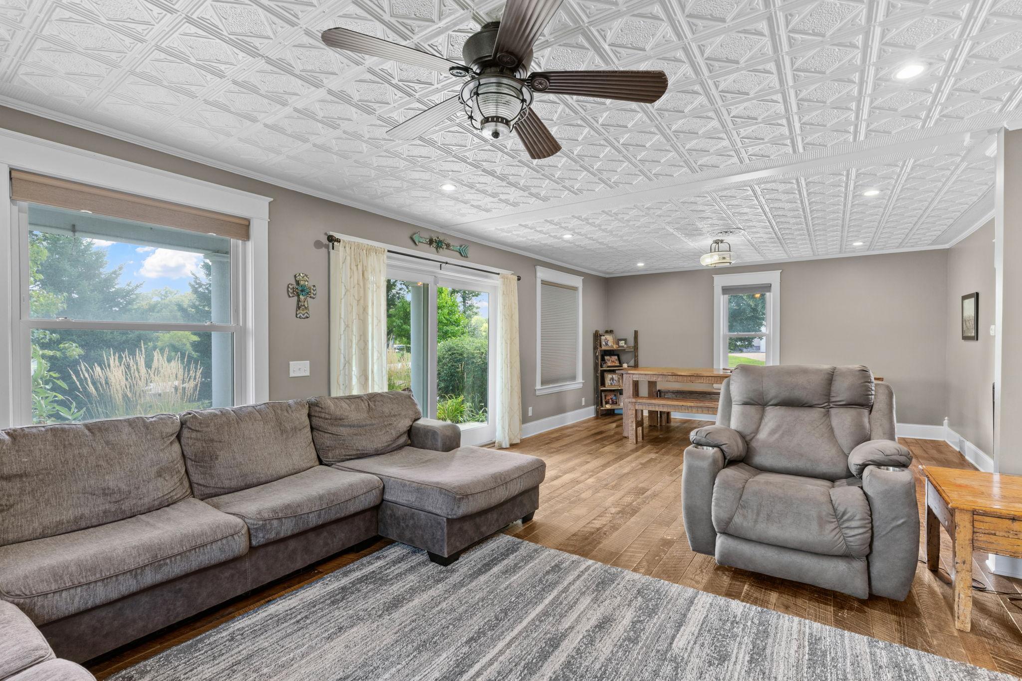 9431 County Road 13 SE