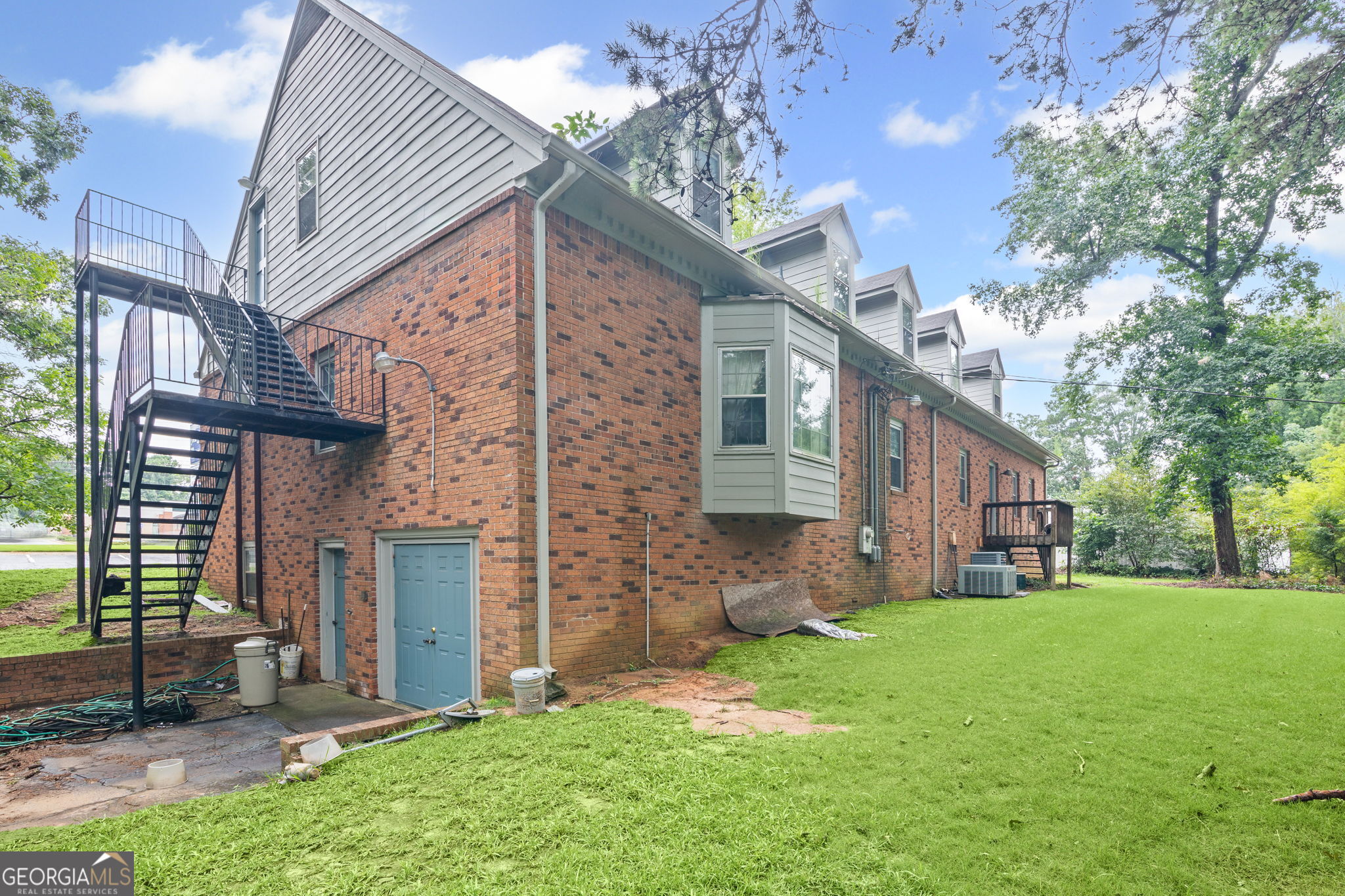 6338 Church Street