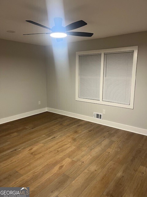 635 Birchwood Lane SW