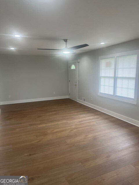 635 Birchwood Lane SW