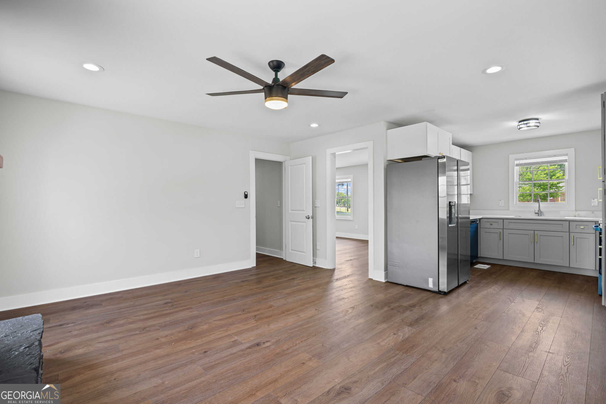 635 Birchwood Lane SW