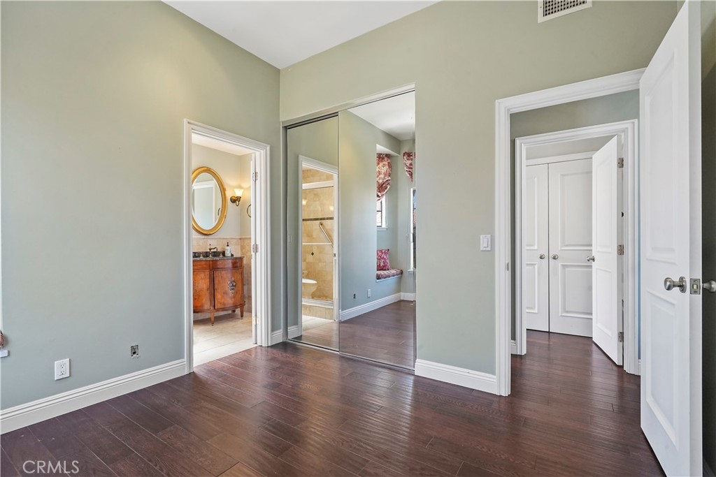 823 W 15th Street 1D