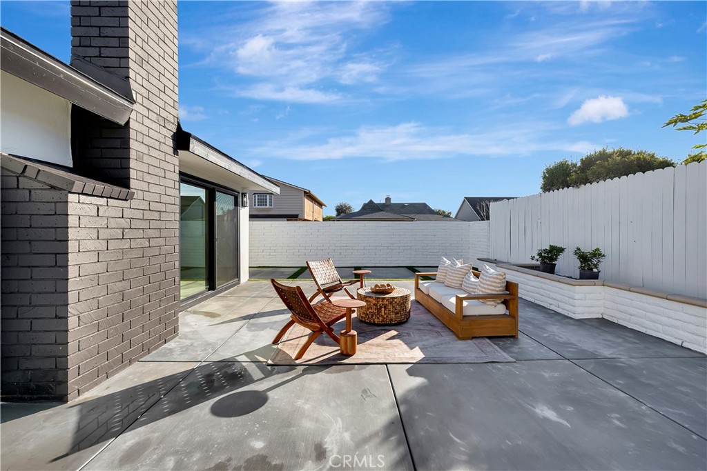 21211 Binghampton Circle