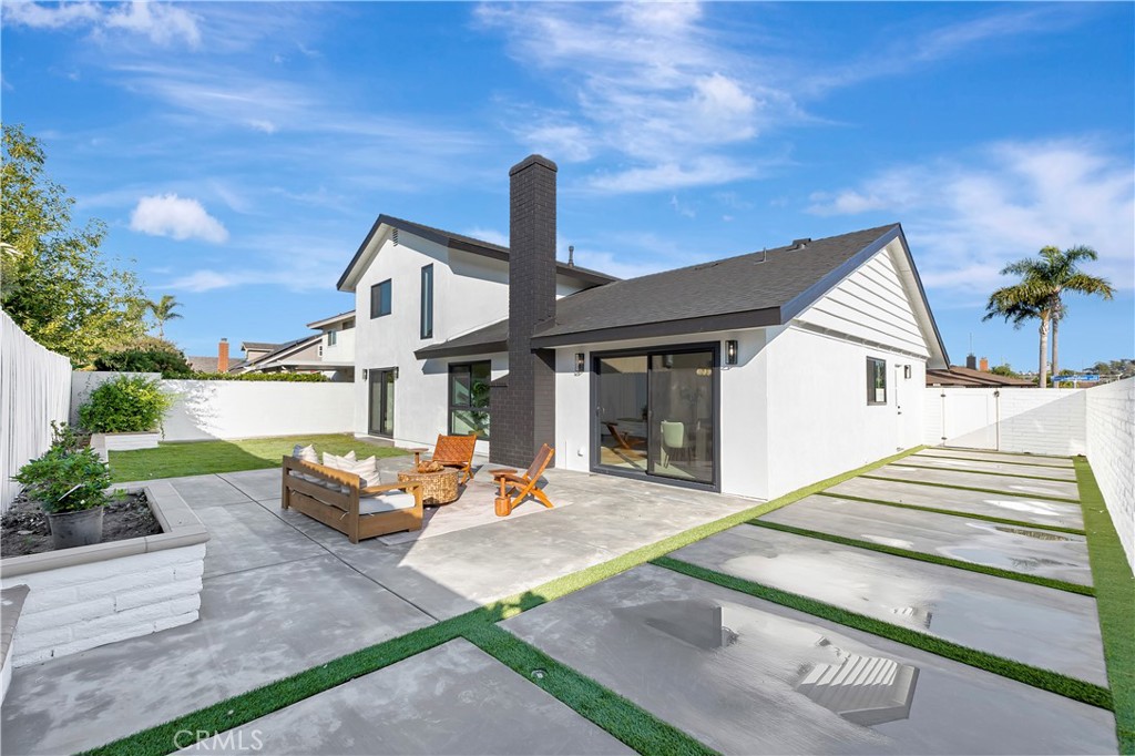 21211 Binghampton Circle